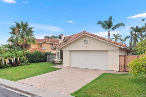 752 Poinsettia Park, Encinitas CA  92024-2756 exterior