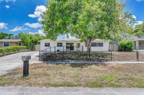3585 Dunes Rd, West Palm Beach, FL 33410-2343