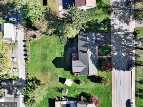 224 Maple St, Ephrata PA  17522-2513 exterior