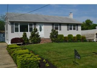 1114 Washington Ave, Piscataway, NJ 08854-3335