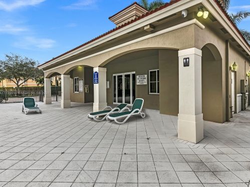 8916 19th St, Hollywood FL  33025-7613 exterior