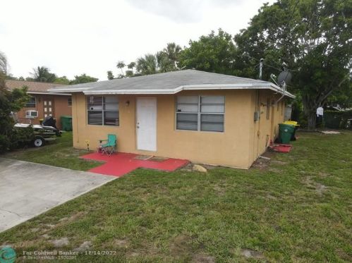 37 6th Ave, Dania Beach FL  33004-3262 exterior