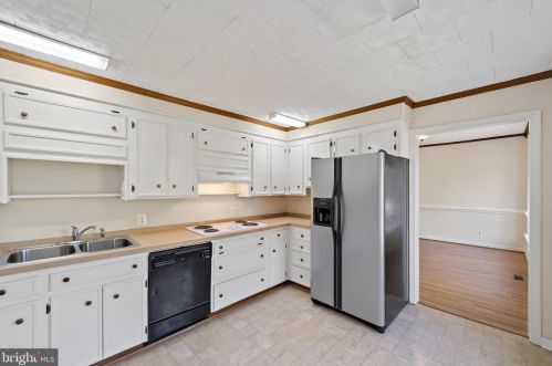12904 Free St, Nokesville VA  20181-2221 exterior