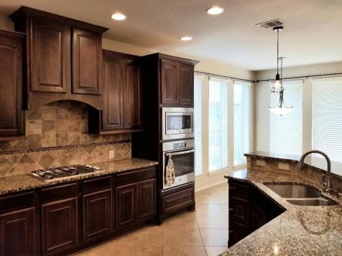 1823 Andrew Oaks Ct, Richmond, TX 77469-1811