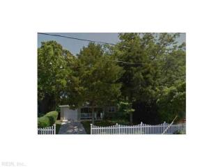8264 Gygax Rd, Norfolk, VA 23505-1647