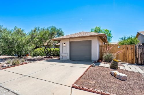3861 Havenhurst Dr, Tucson, AZ 85730-4447