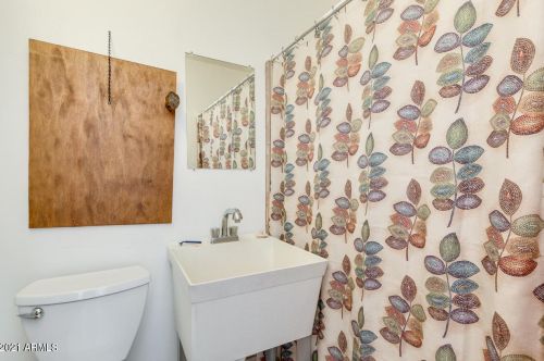 45316 20th St, Phoenix AZ 85087-6562 exterior