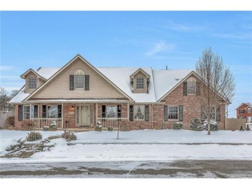 3135 Myrtle Dr, Lapel, IN 46051-9553