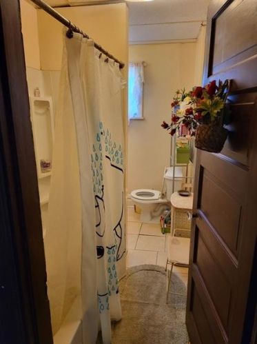 2422 Cobden St, Pittsburgh PA  15203-2711 exterior