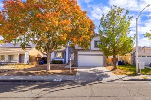 44028 12th St, Lancaster, CA 93535-5726