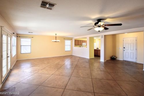 2647 Calle Senor Roberto, Tucson, AZ 85741-3571