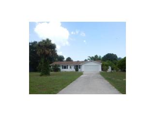 1045 Foster Rd, Sebastian, FL 32958-4101