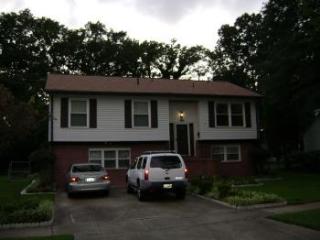 1527 Kilmer Ln, Norfolk, VA 23502-1809