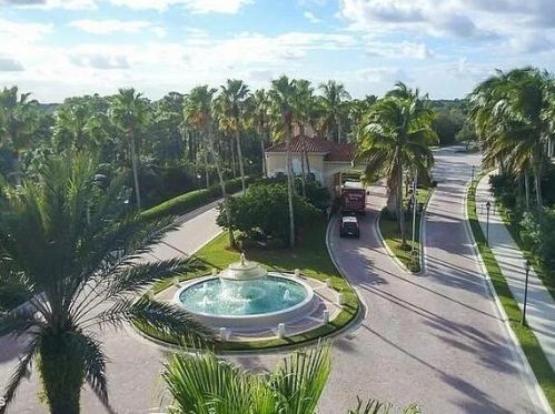 400 Sunview Way, Fort Pierce FL  34986-2655 exterior