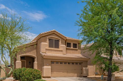 5050 Roberta Dr, Cave Creek, AZ 85331-2331