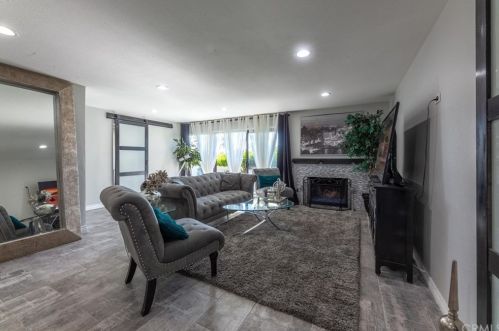 6238 Riviera Cir, Long Beach, CA 90815-4781