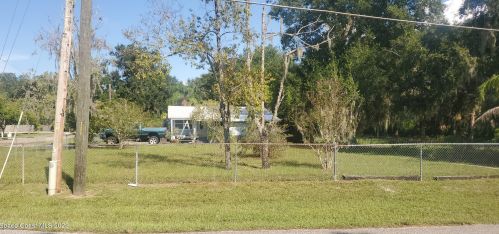 2139 Rouse Lake Rd, Orlando, FL 32817-4527