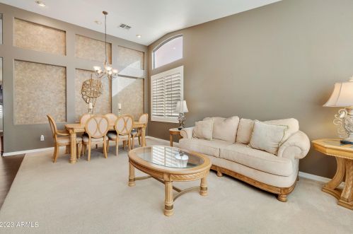 1682 Laredo St, Chandler, AZ 85225-5346