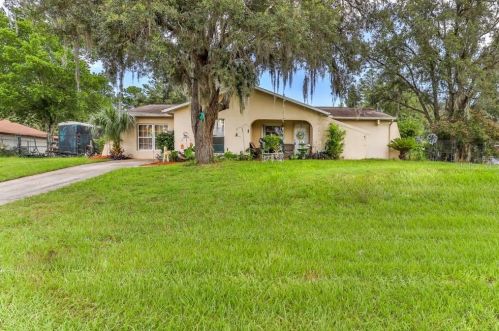 10319 Lynnhaven Rd, Brooksville, FL 34608-1049