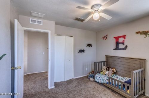 5032 Condor Dr, Tucson AZ  85742-9404 exterior