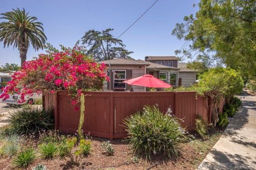 3381 Mtn Vw Dr, San Diego CA 92116-1950 exterior