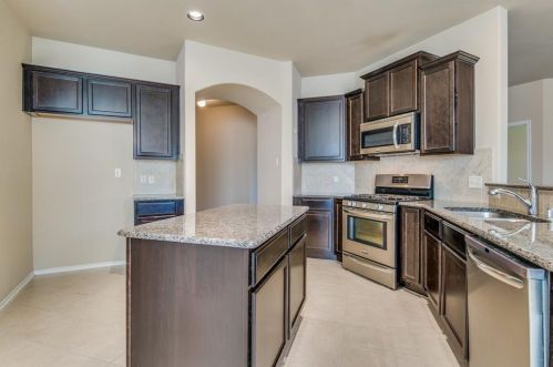 2205 Michelle Creek Dr, Oak Point TX  75068-0080 exterior