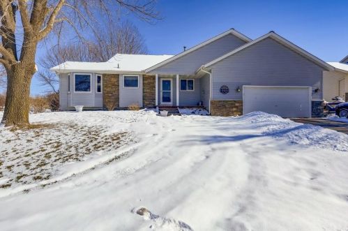 14661 Trotters Trl, Prior Lake, MN 55372-4104