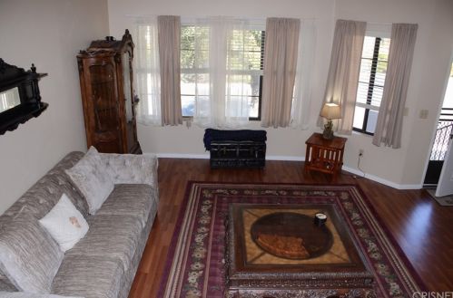 19966 Avenue Of The Oaks, Santa Clarita CA  91321-1387 exterior