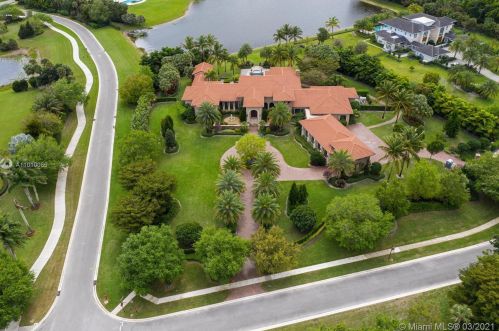 9500 Bent Grass Ct, Delray Beach, FL 33446-9522