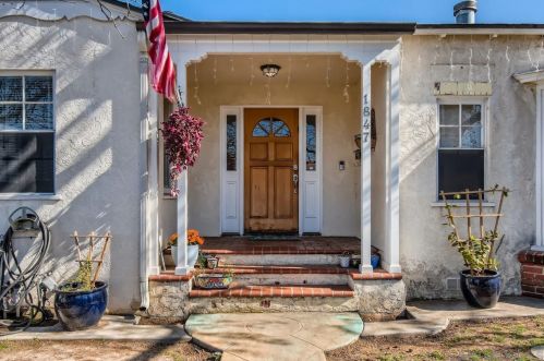 1847 Goldfield St, San Diego, CA 92110-3539