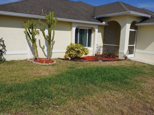 1214 14th Ave, Cape Coral, FL 33909-1509
