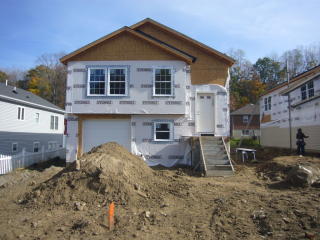 52 Sears Ave, Elmsford, NY 10523-2718