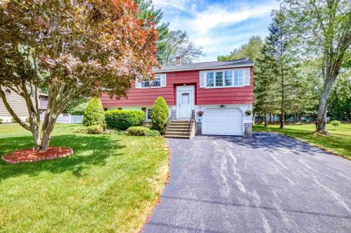 36 Lou Ave, Salem, NH 03079-2327