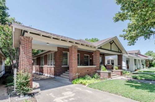 1920 5th Ave, Fort Worth, TX 76110-6411