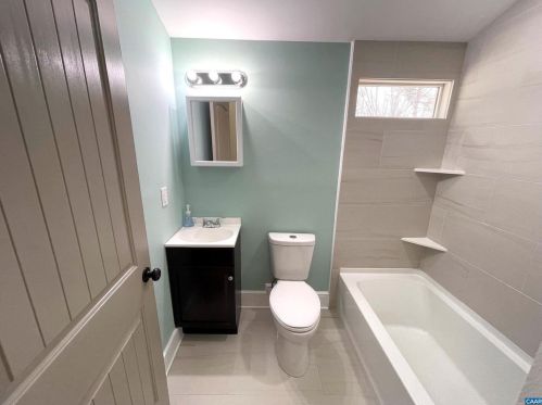 8577 Louisa Rd, Gordonsville VA  22942-6446 exterior