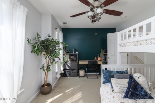 8 Waccamaw Way, Beaufort SC  29906-6002 exterior