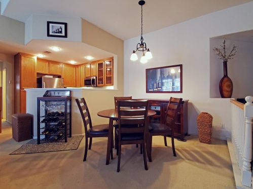 16948 Robins Nest Way, San Diego, CA 92127-3350