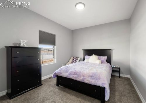 702 Calaveras Dr, Pueblo CO 81007-1942 exterior