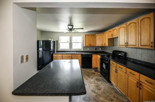 155 Platt St, Bridgeport, CT 06606-2944