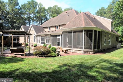 216 Otter Run Ct, Seaford DE  19973-7432 exterior