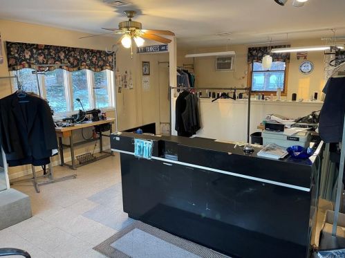 205 Titusville Rd, Poughkeepsie NY  12603-3270 exterior