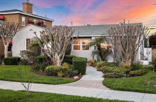 3822 Gardenia Ave, Long Beach, CA 90807-4327