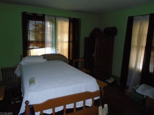 78 Fairmount Ter, East Orange NJ  07018-2355 exterior