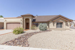 4202 Questa Dr, Glendale, AZ 85310-3224