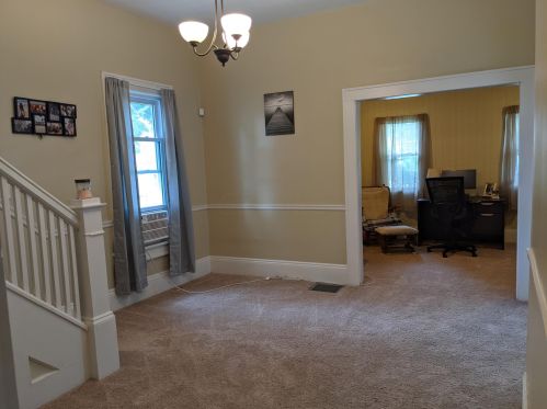 9 Elizabeth St, Mount Vernon OH  43050-1705 exterior