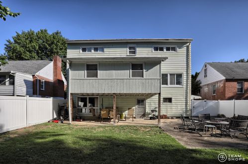 4525 Clarendon St, Harrisburg, PA 17109-4431