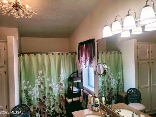 2803 Desert Hawk Pl, Tucson AZ  85713-4388 exterior