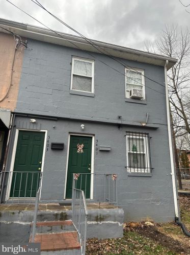 5403 Dix St, Washington DC  20019-6652 exterior