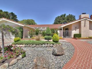 2732 Saint James Rd, Belmont, CA 94002-2951