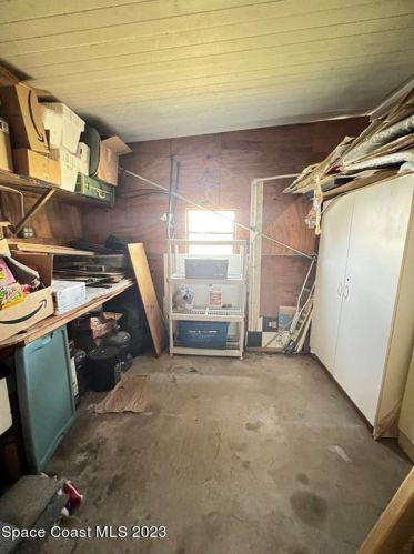 610 Dolphin Cir, Sebastian FL  32976-2591 exterior